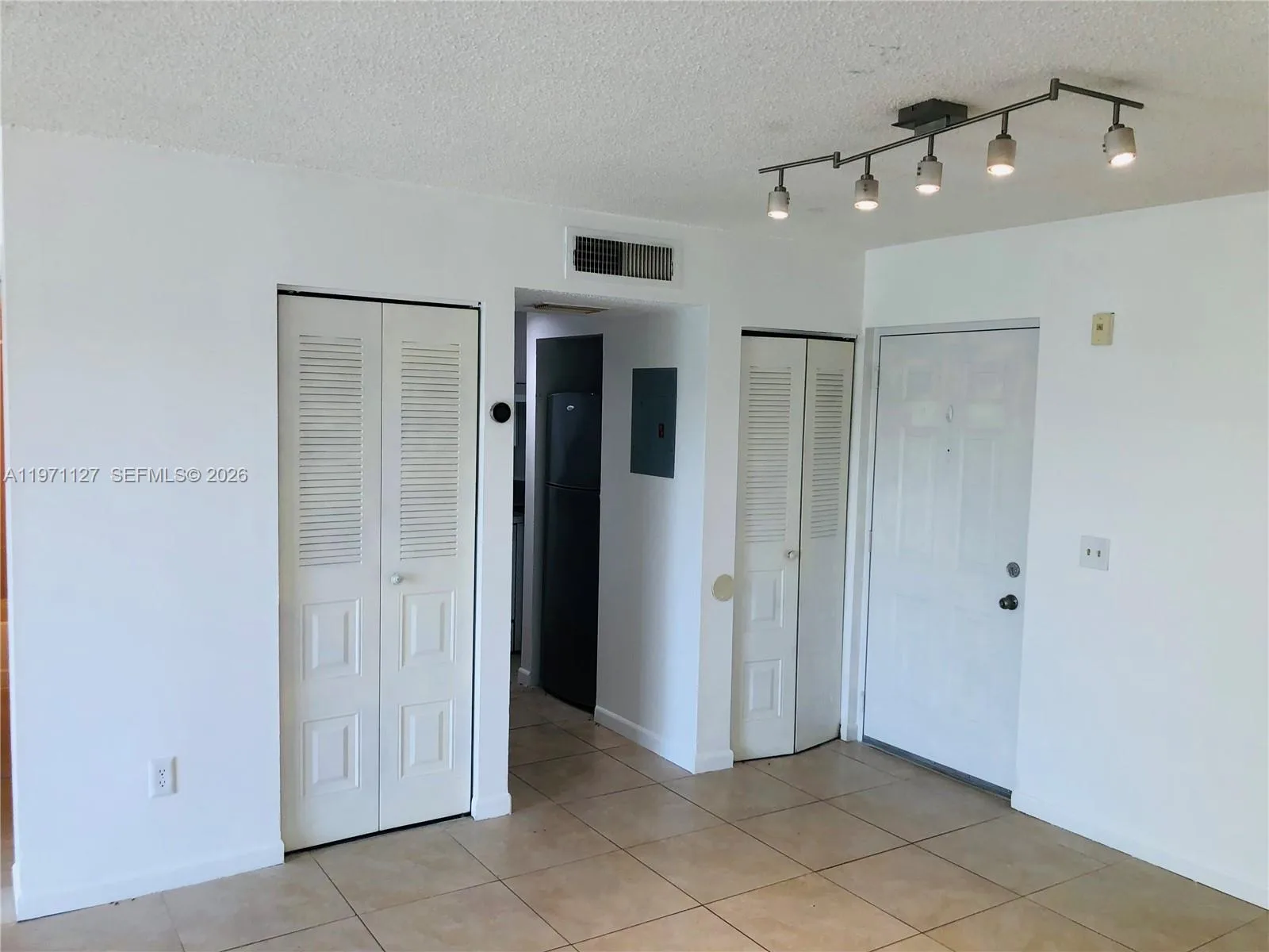 8260 SW 210th St # 210, Cutler Bay, FL 33189 photo 7