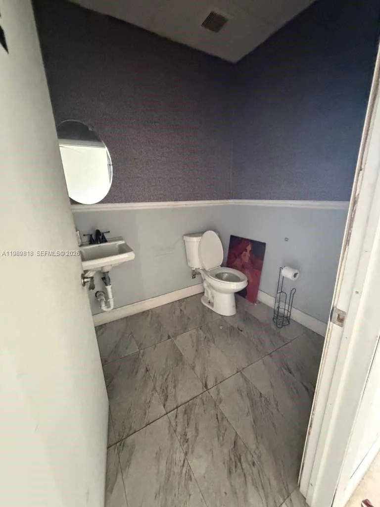 1234 NE 164 ST, North Miami Beach, FL 33162 photo 3