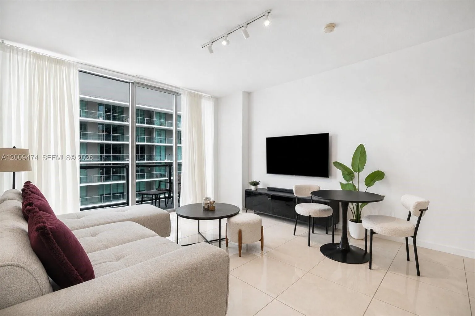 79 SW 12th St # 2908-S, Miami, FL 33130 photo 10