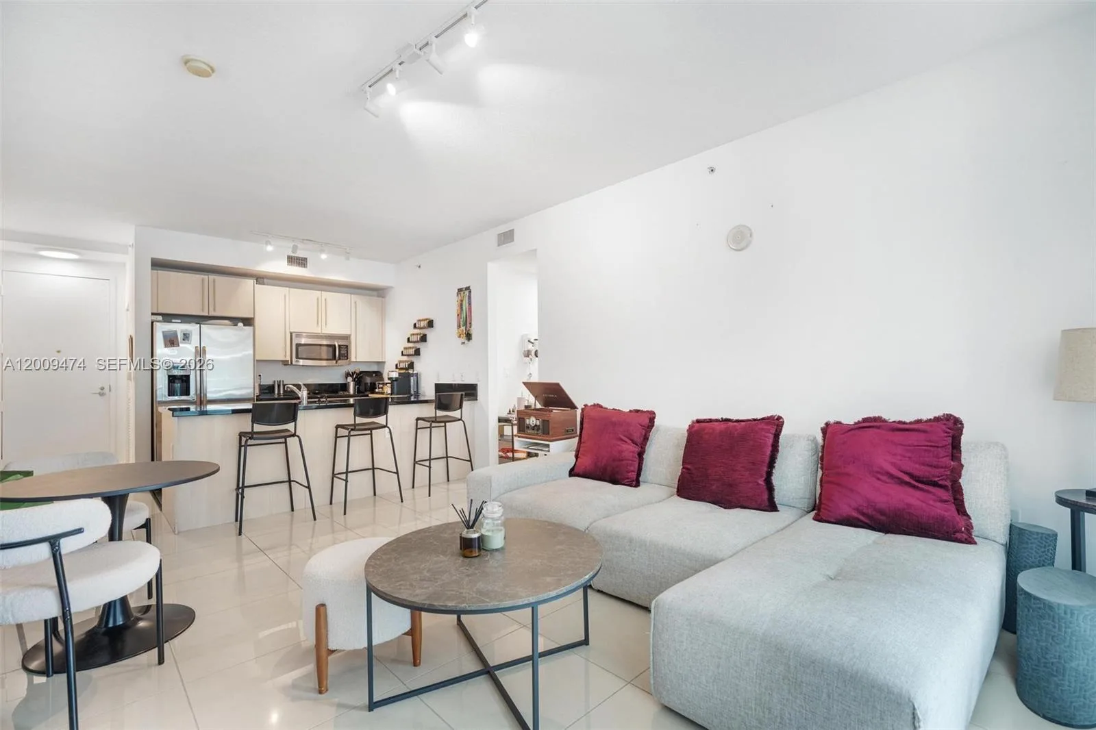 79 SW 12th St # 2908-S, Miami, FL 33130 photo 3