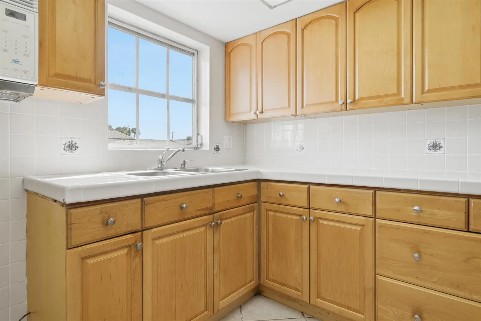 2965 ASHLEY Drive W # C, West Palm Beach, FL 33415 — photo 5 of 33