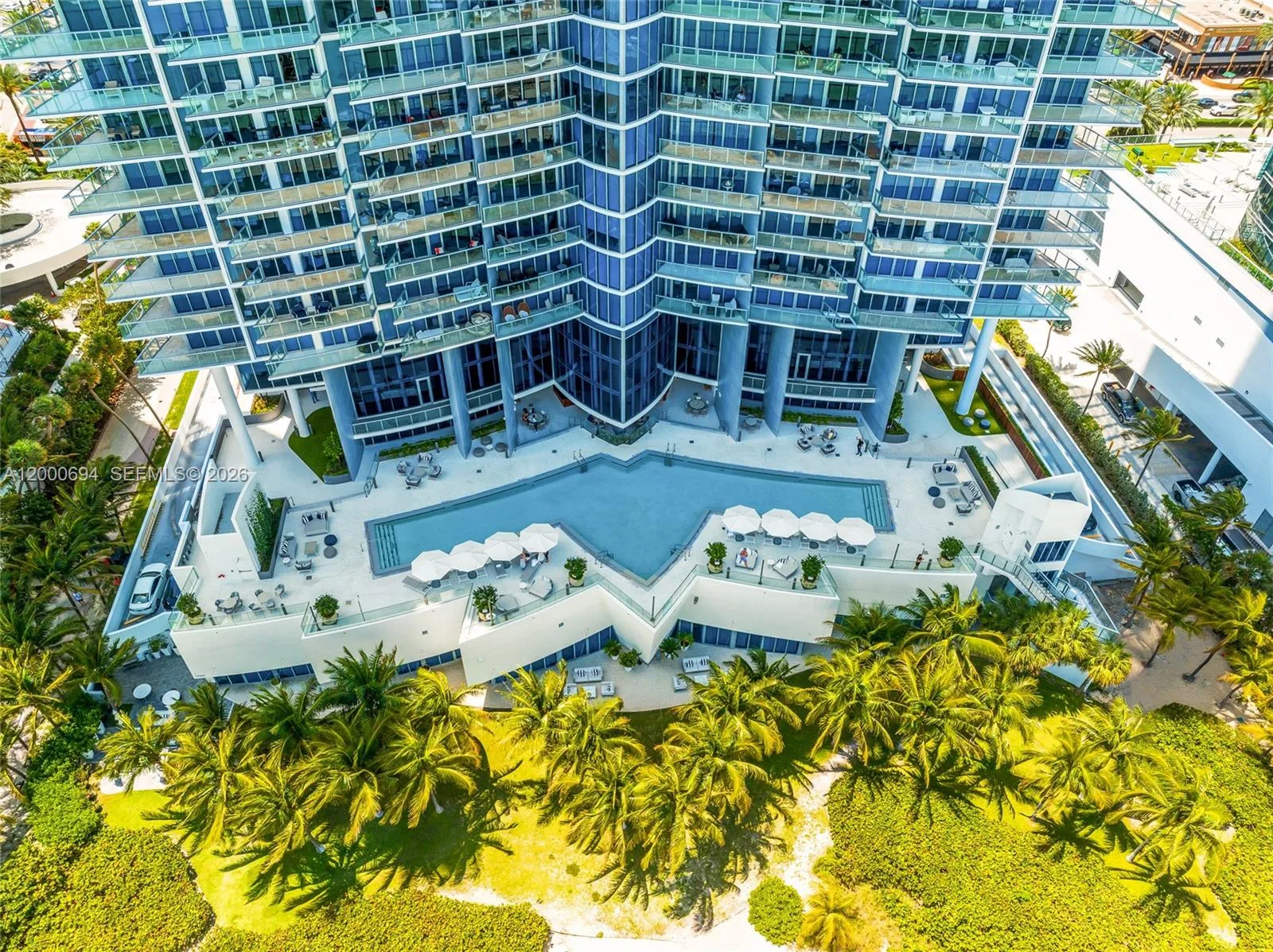 17001 Collins Ave # 1807, Sunny Isles Beach, FL 33160 photo 2