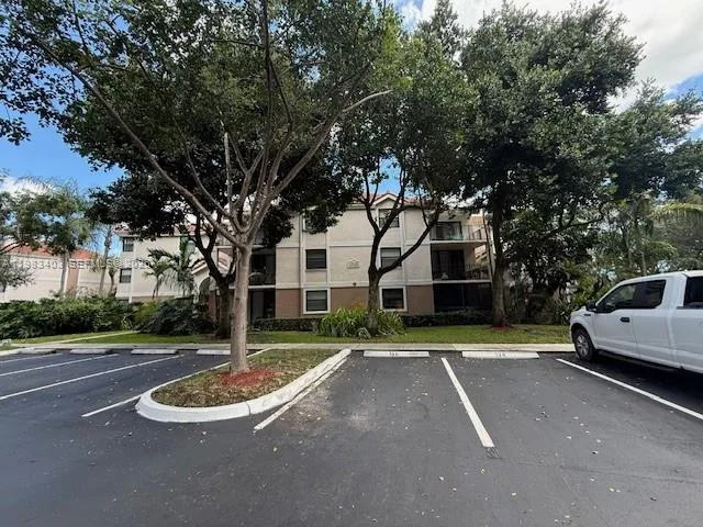 10161 W SUNRISE # 104, Plantation, FL 33322 photo 2