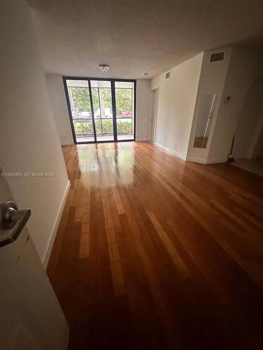 10161 W SUNRISE # 104, Plantation, FL 33322 photo 8