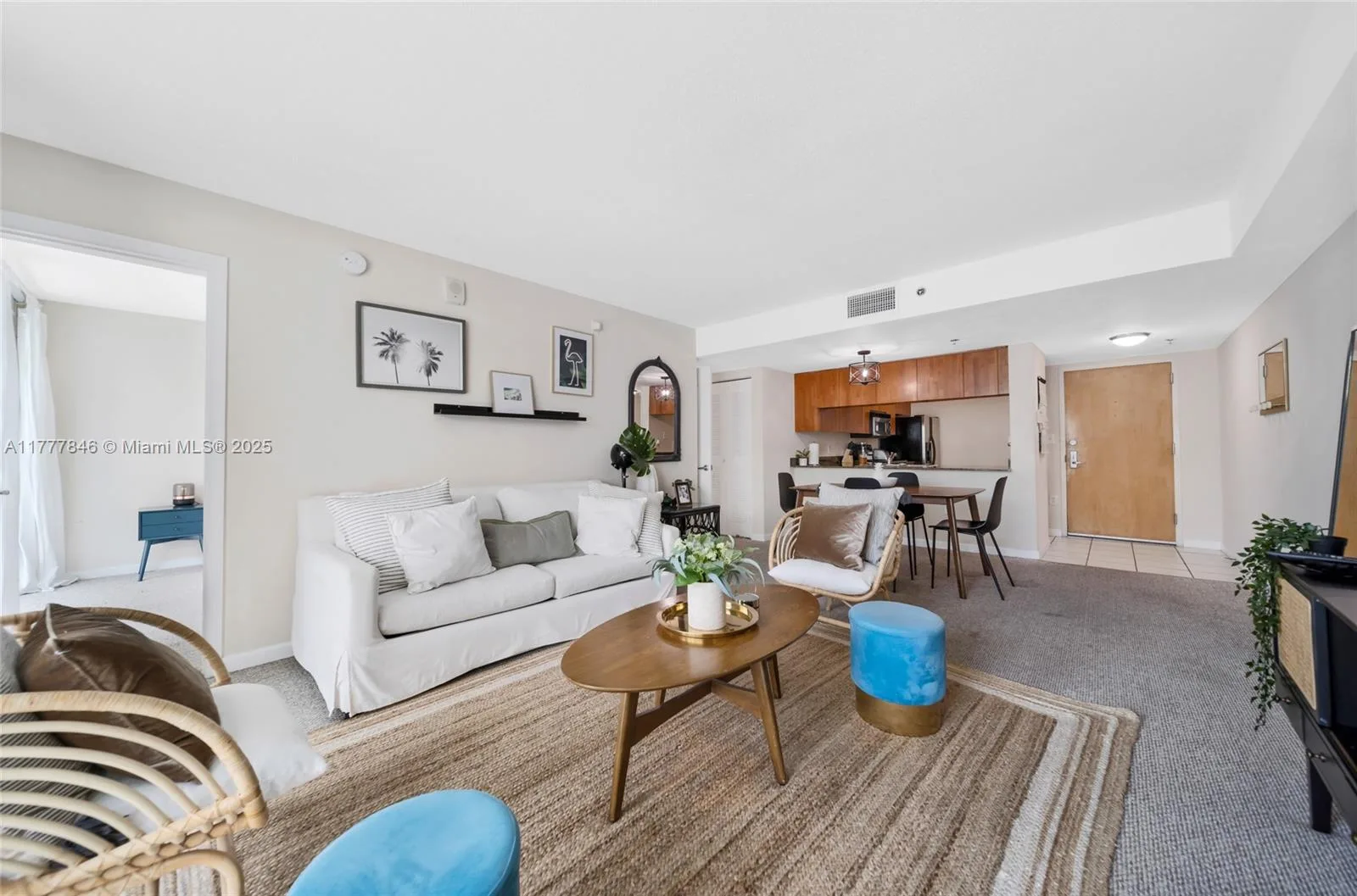 1200 Brickell Bay Dr # 2515, Miami, FL 33131 photo 10