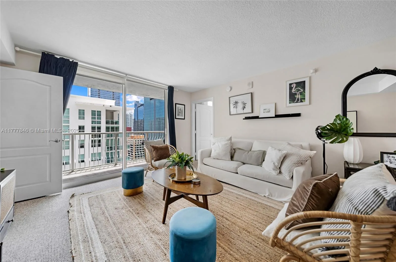1200 Brickell Bay Dr # 2515, Miami, FL 33131 photo 6