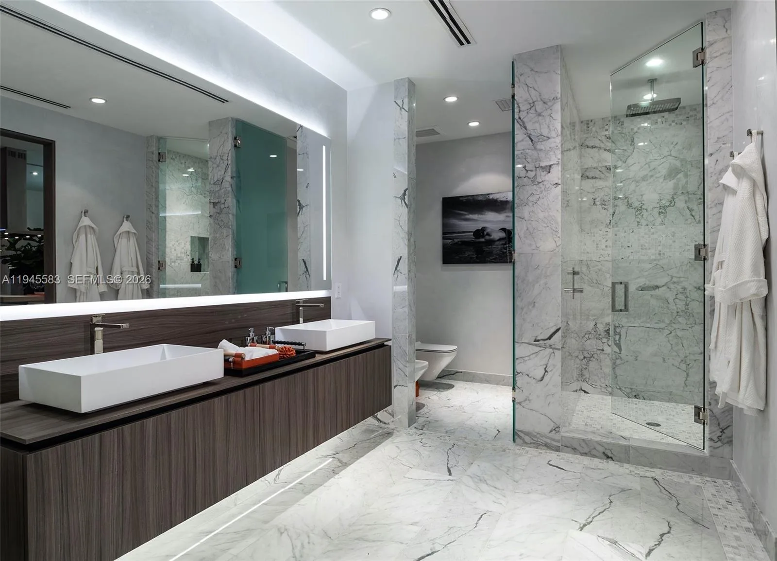 Brickell Flatiron Unit 4103 at 1000 Brickell Plz # 4103, Miami, FL 33131 — photo 1