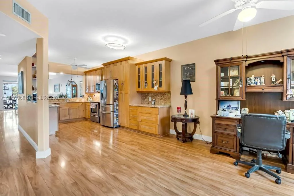 7727 Southampton Ter # 202, Tamarac, FL 33321