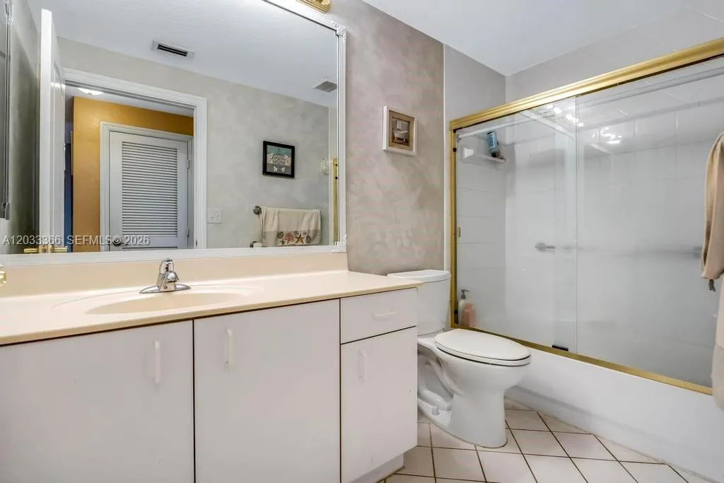 7727 Southampton Ter # 202, Tamarac, FL 33321 photo 9