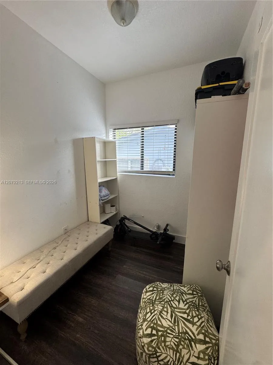 10841 NE 2nd Pl, Miami, FL 33161 photo 13