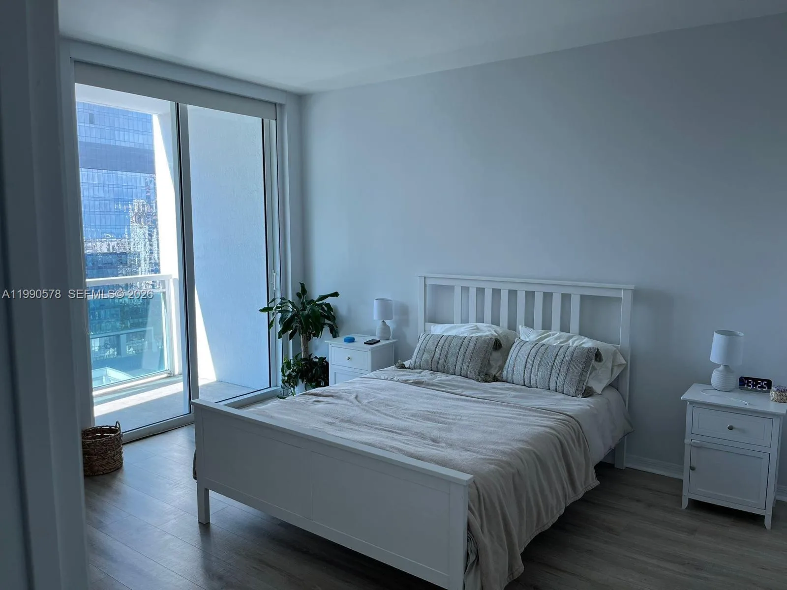 951 Brickell Ave # 2507, Miami, FL 33131 photo 8
