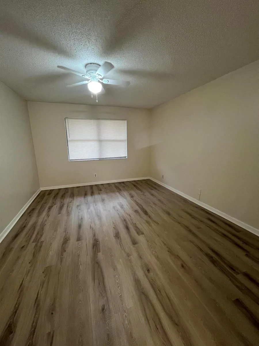 5975 Forest Hill Boulevard # 201, West Palm Beach, FL 33415 photo 11