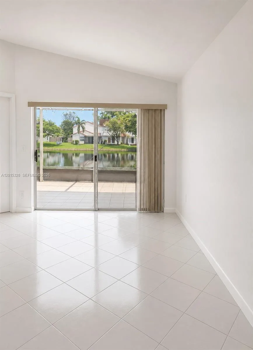 317 NW 109th Ave, Pembroke Pines, FL 33026 photo 6