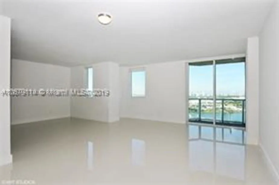 244 Biscayne Blvd # 1102, Miami, FL 33132
