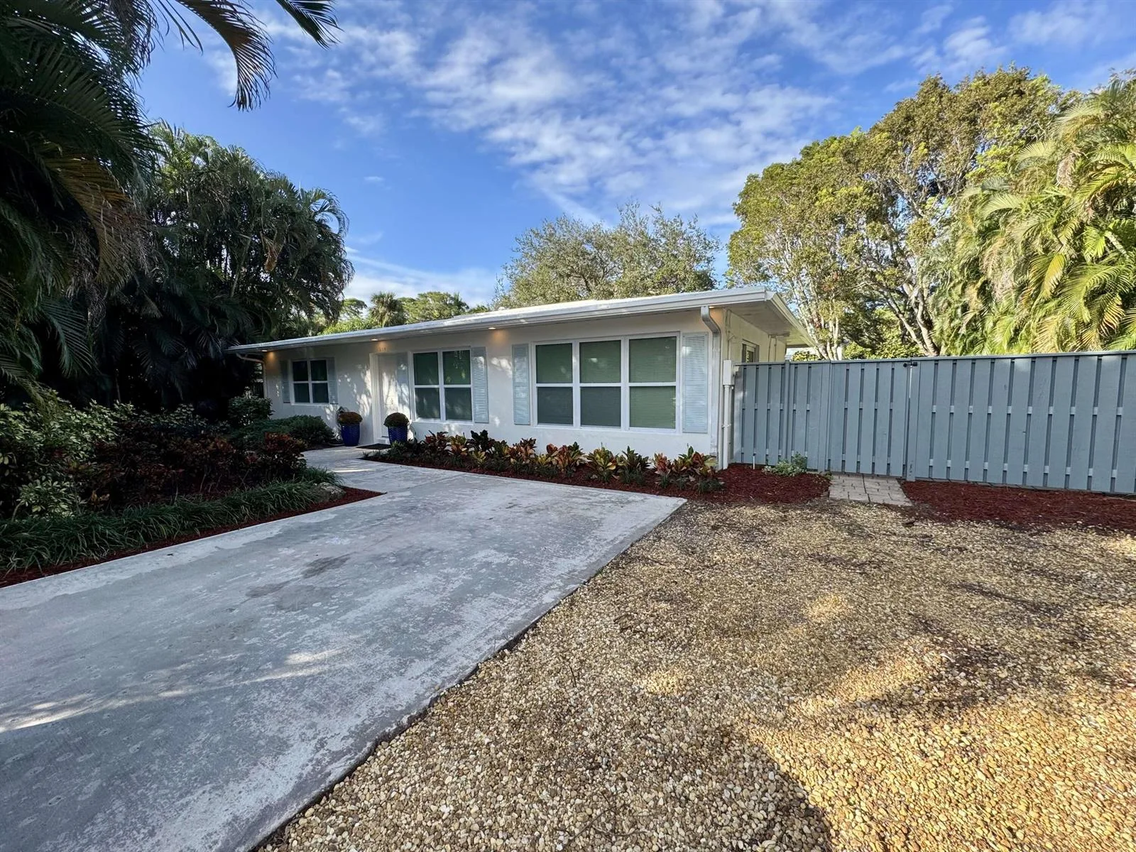 219 OLD JUPITER BEACH Road, Jupiter, FL 33477