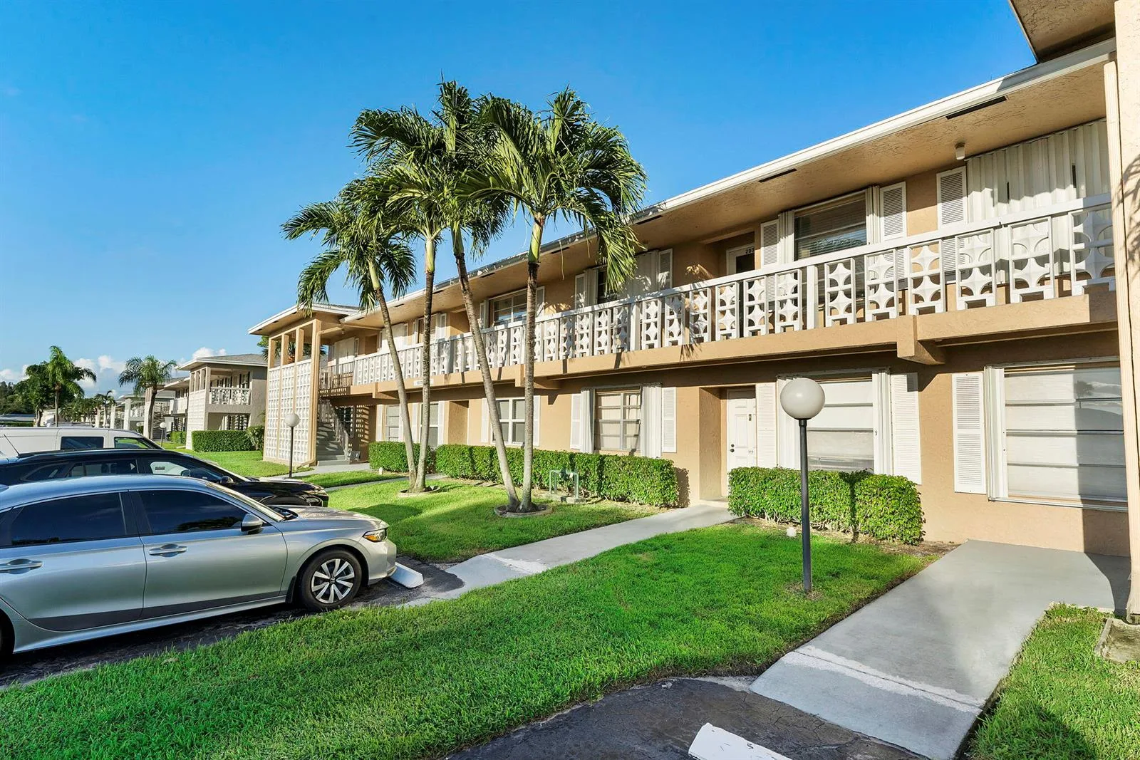 1050 Citrus # 202, Delray Beach, FL 33445