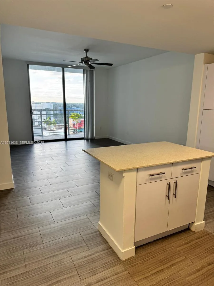 1776 Polk St # 1605, Hollywood, FL 33020 photo 2
