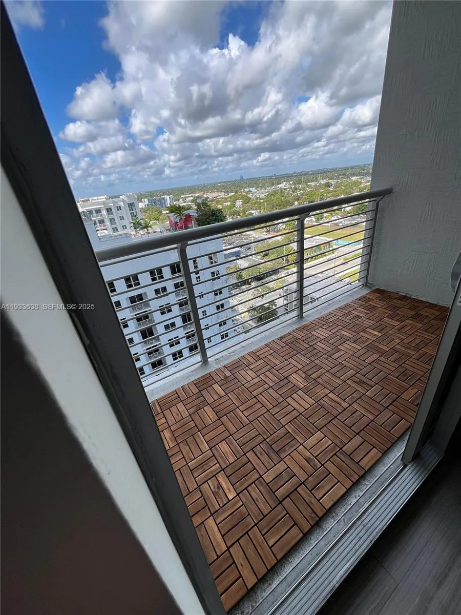 1776 Polk St # 1605, Hollywood, FL 33020 photo 3
