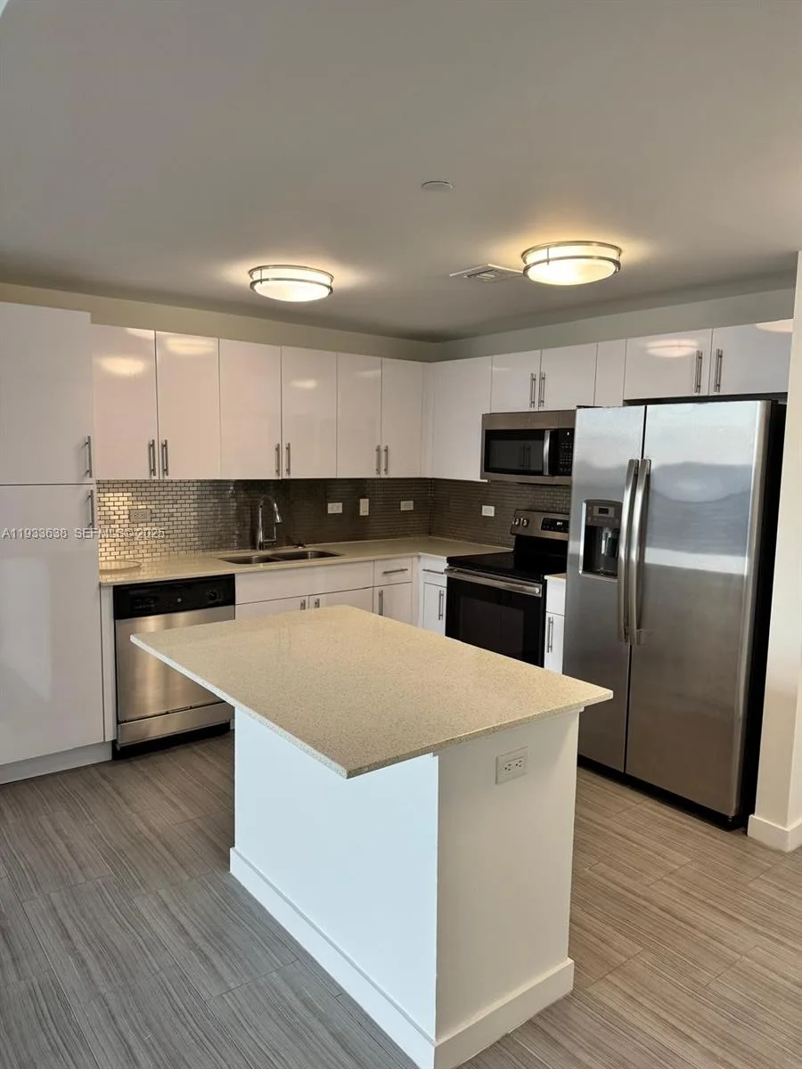 1776 Polk St # 1605, Hollywood, FL 33020 photo 5