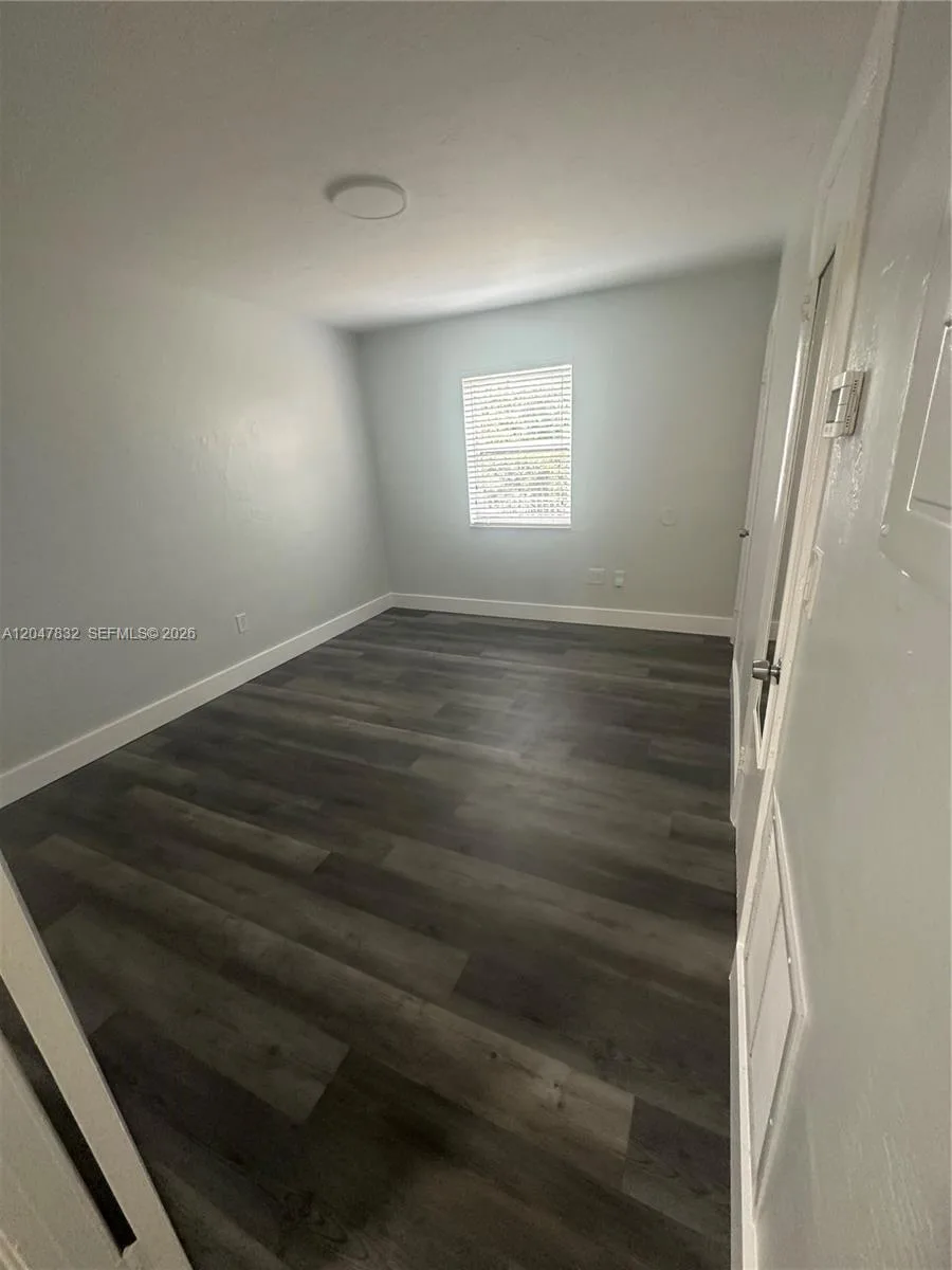 1208 Salzedo St # 7, Coral Gables, FL 33134