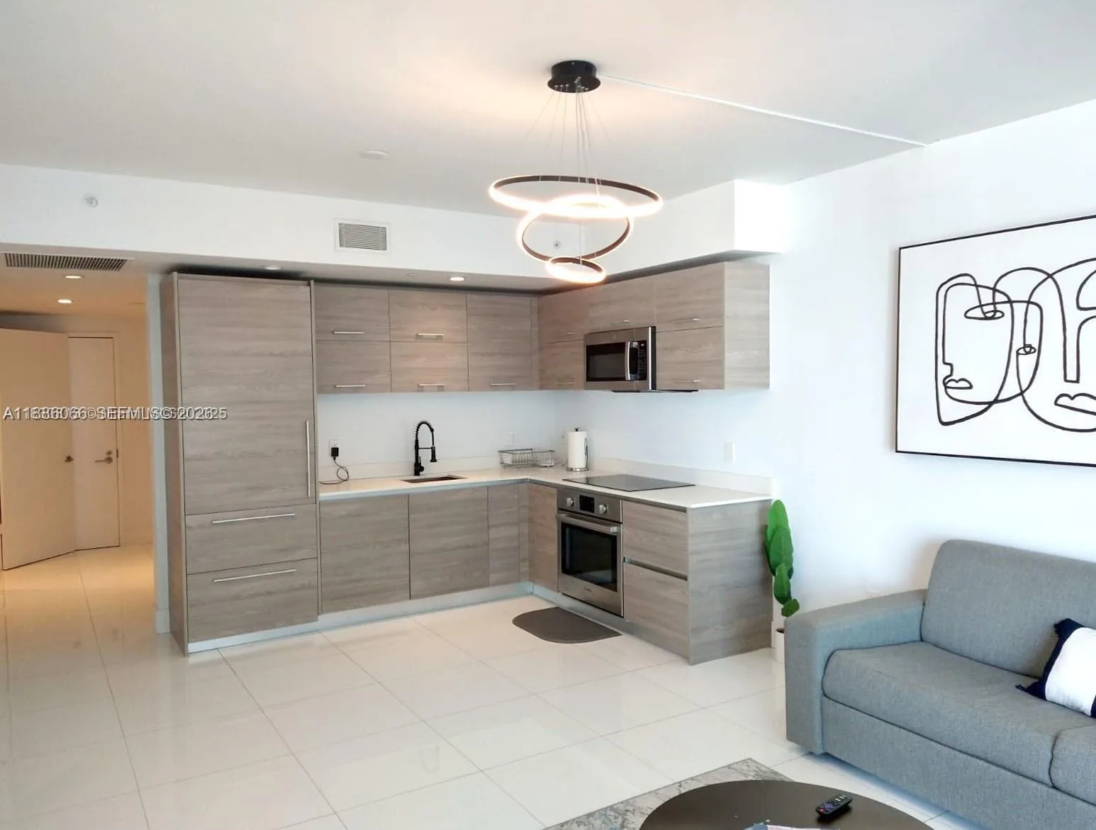 1300 S Miami Ave # 2208, Miami, FL 33130