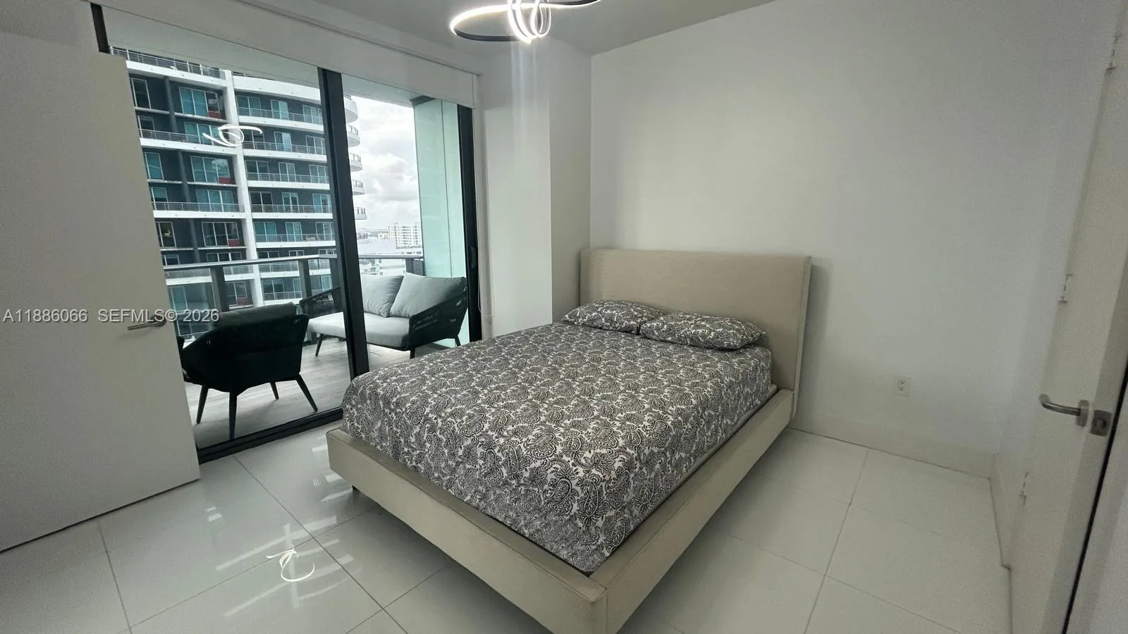 1300 S Miami Ave # 2208, Miami, FL 33130 photo 4