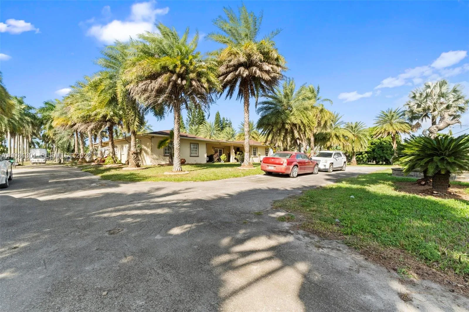 Listing photo 13