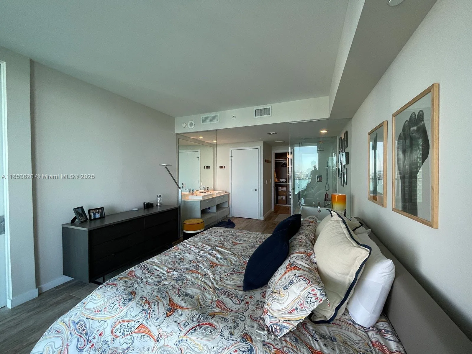650 NE 32nd St # 3005, Miami, FL 33137 photo 11
