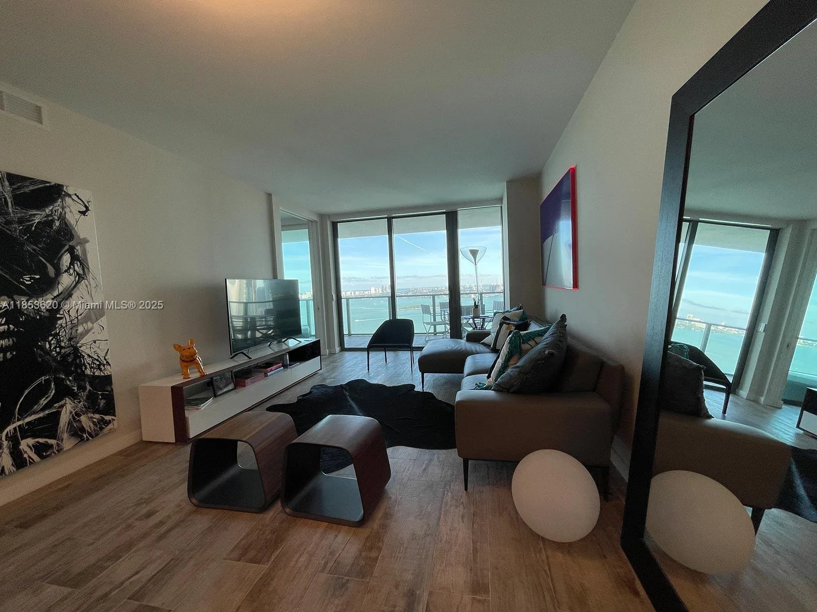 650 NE 32nd St # 3005, Miami, FL 33137 photo 9