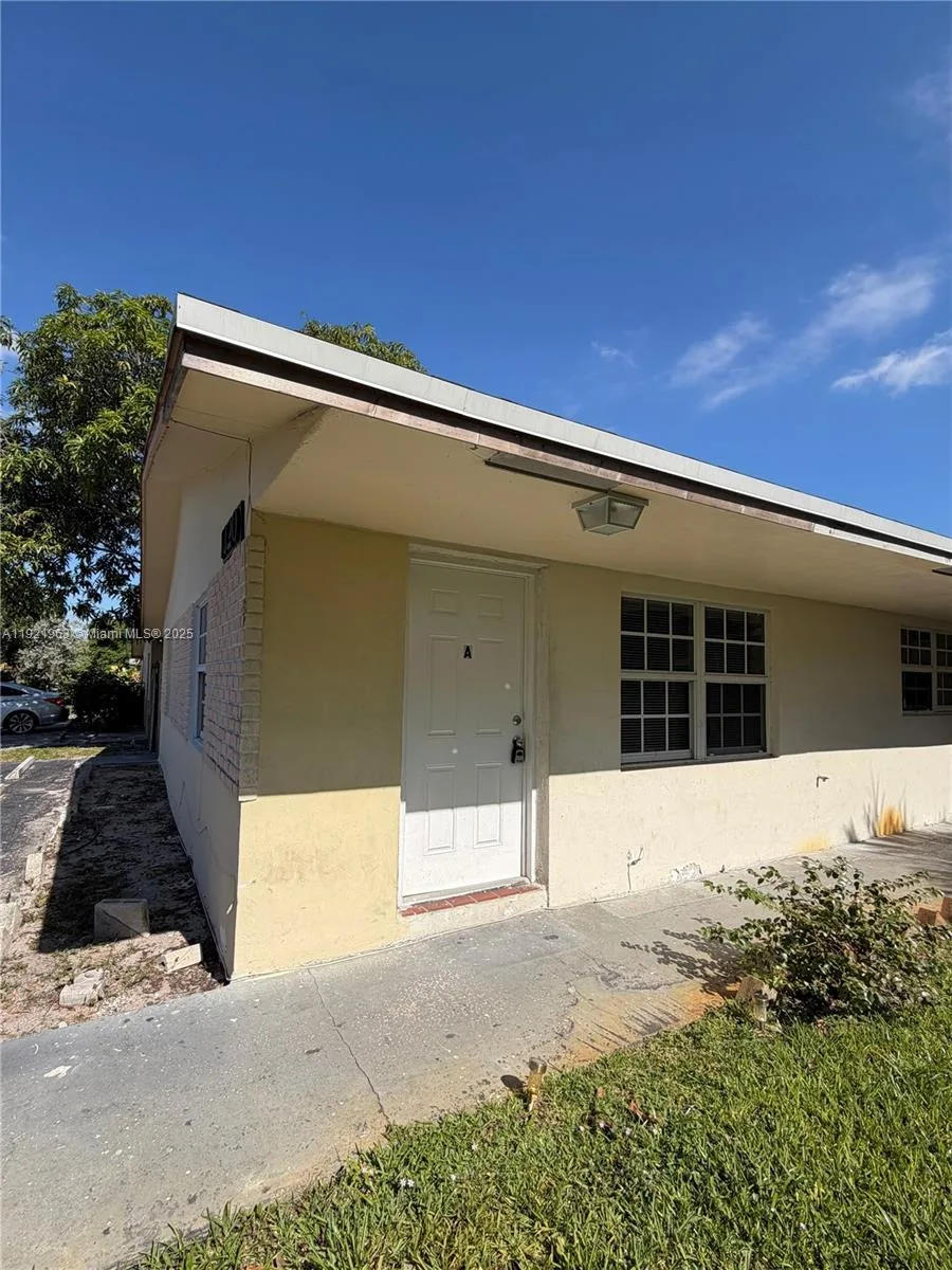 1320 SW 11th Ave # A, Deerfield Beach, FL 33441