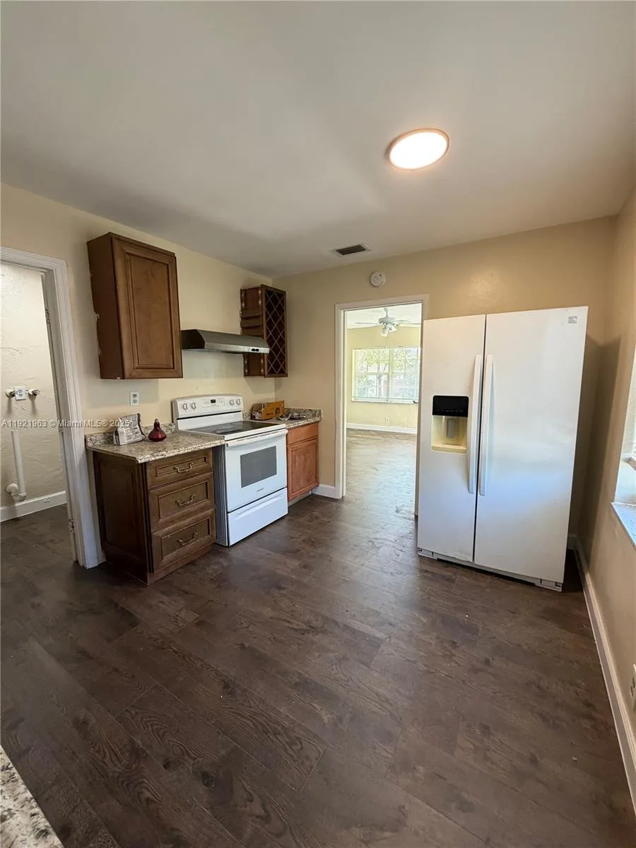 1320 SW 11th Ave # A, Deerfield Beach, FL 33441 photo 2