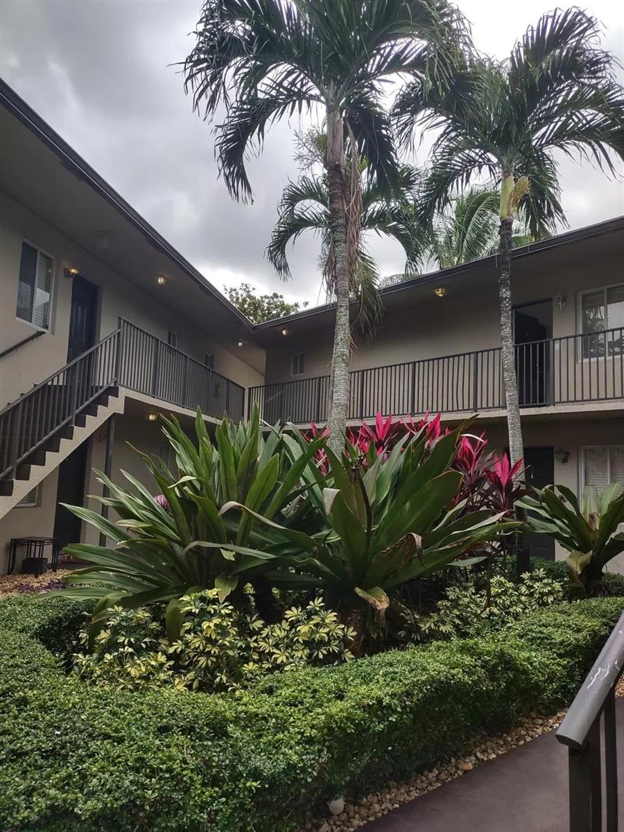1444 Windsor Court # 1, Fort Lauderdale, FL 33304