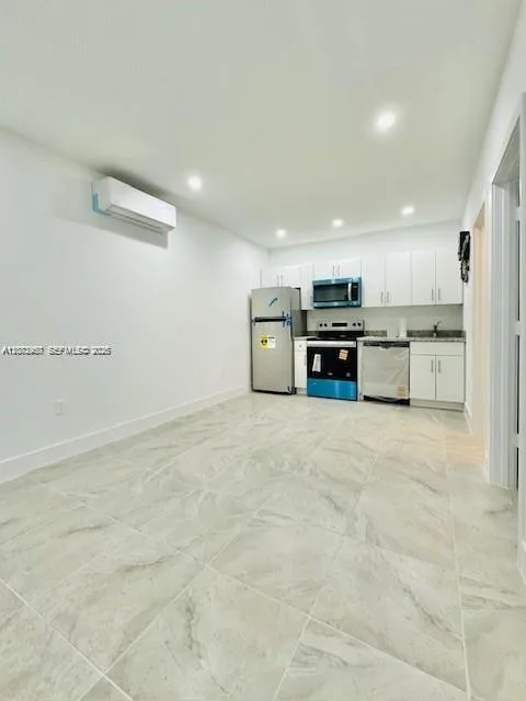 3300 SW 80th Ave, Miami, FL 33155