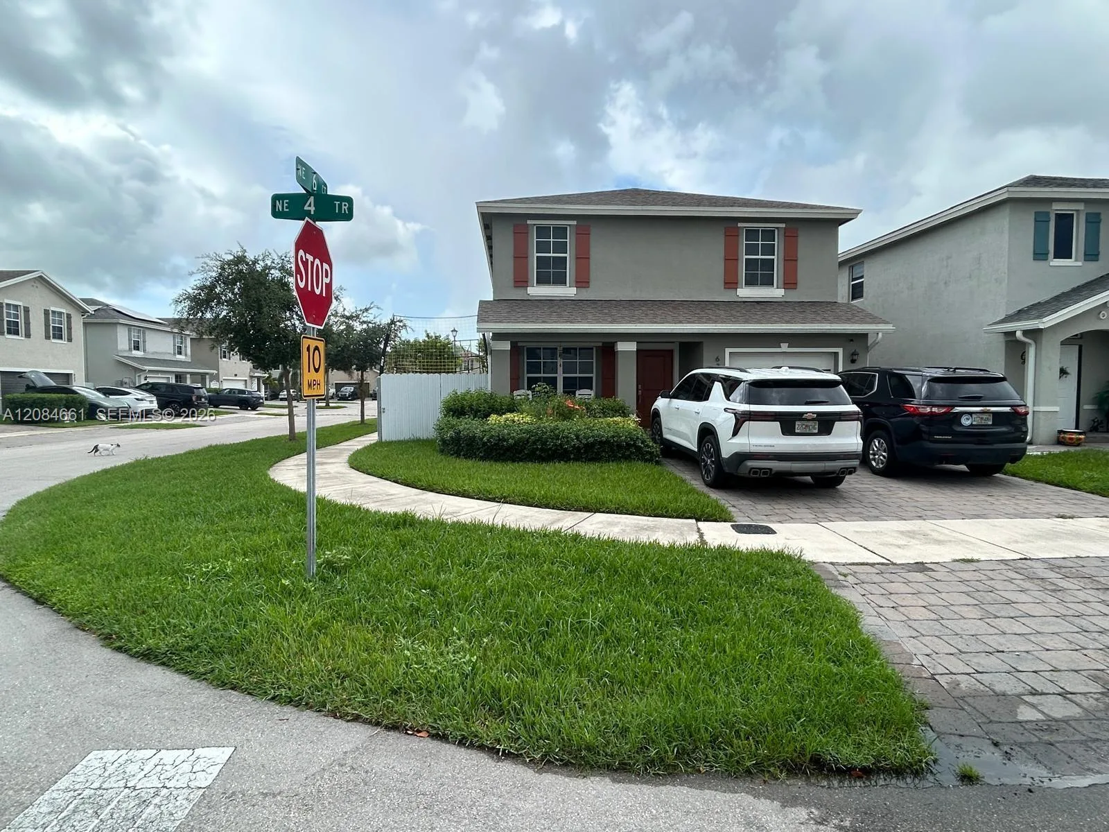 631 NE 4th Ter, Florida City, FL 33034