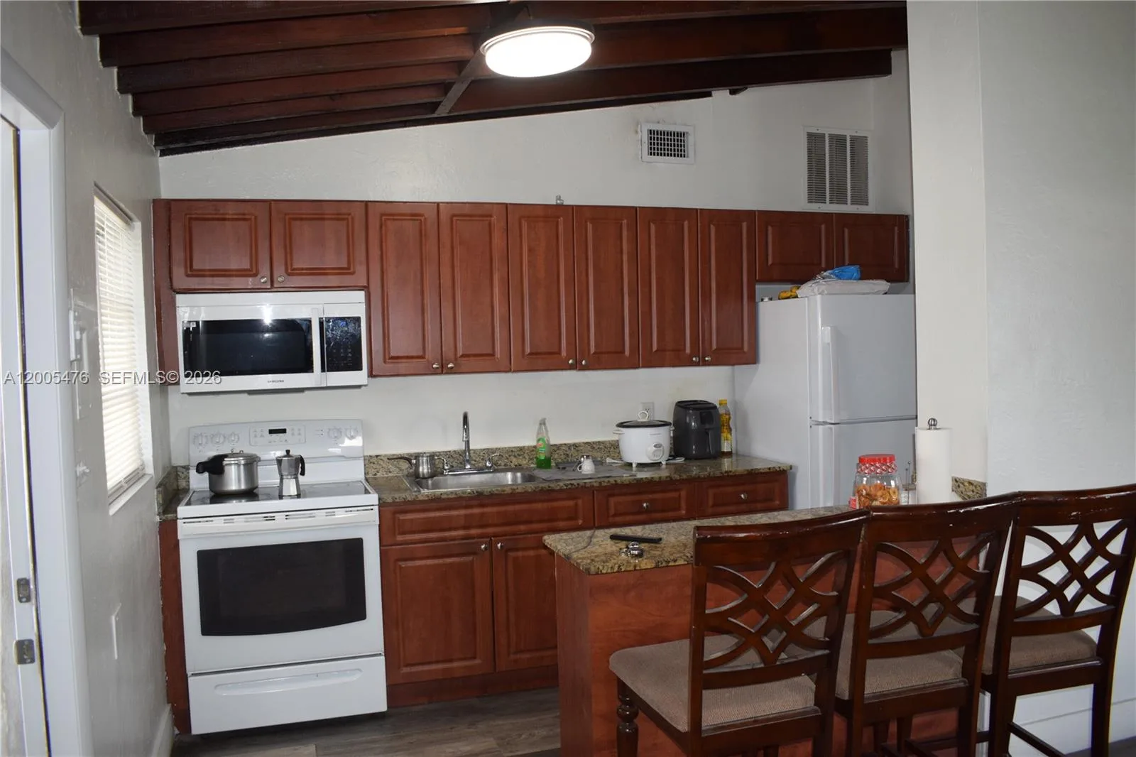 841 Hialeah Dr, Hialeah, FL 33010 photo 11