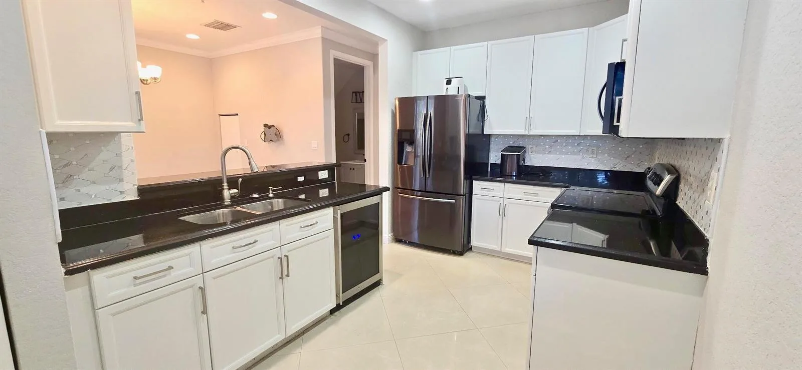 2851 W Prospect Road # 1102, Tamarac, FL 33309 photo 6