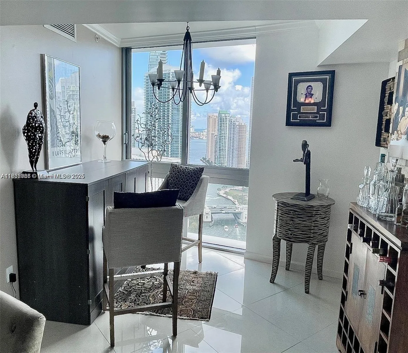 350 S Miami Ave # 3602, Miami, FL 33130 photo 12