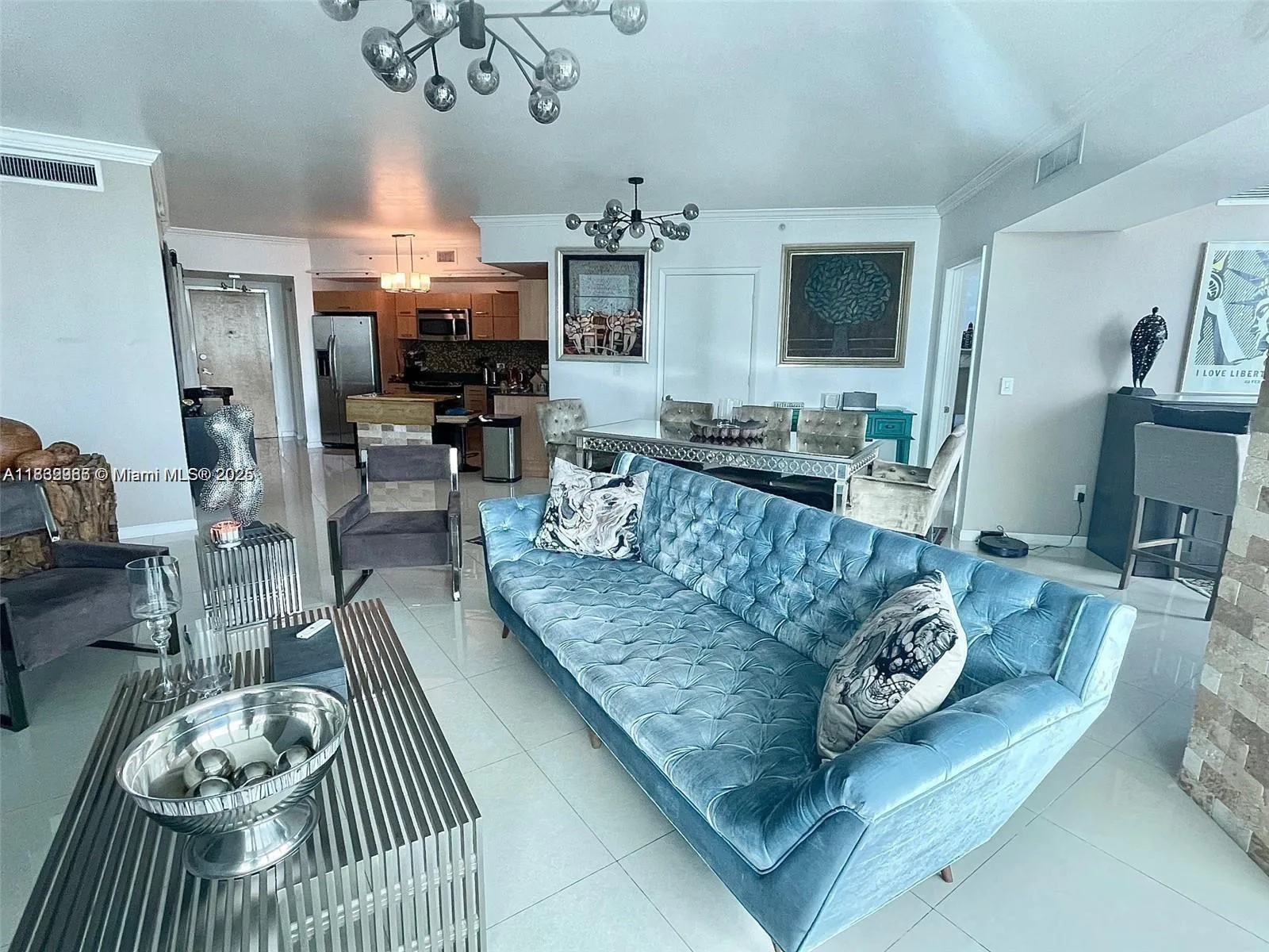 350 S Miami Ave # 3602, Miami, FL 33130 photo 13