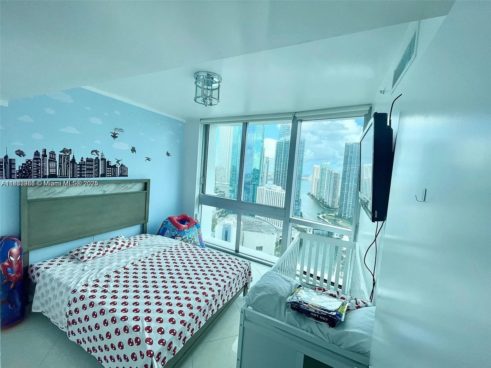 350 S Miami Ave # 3602, Miami, FL 33130 photo 2