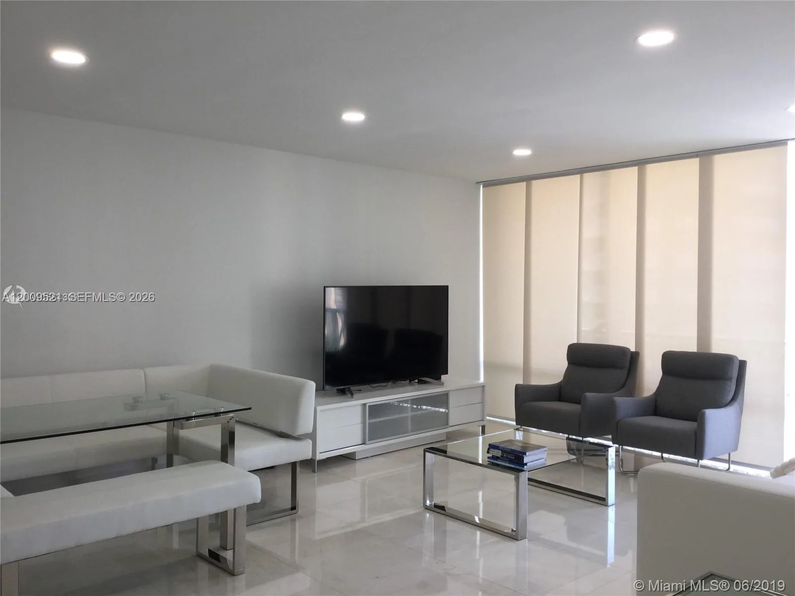 1408 Brickell Bay Dr # 1002, Miami, FL 33131 photo 3