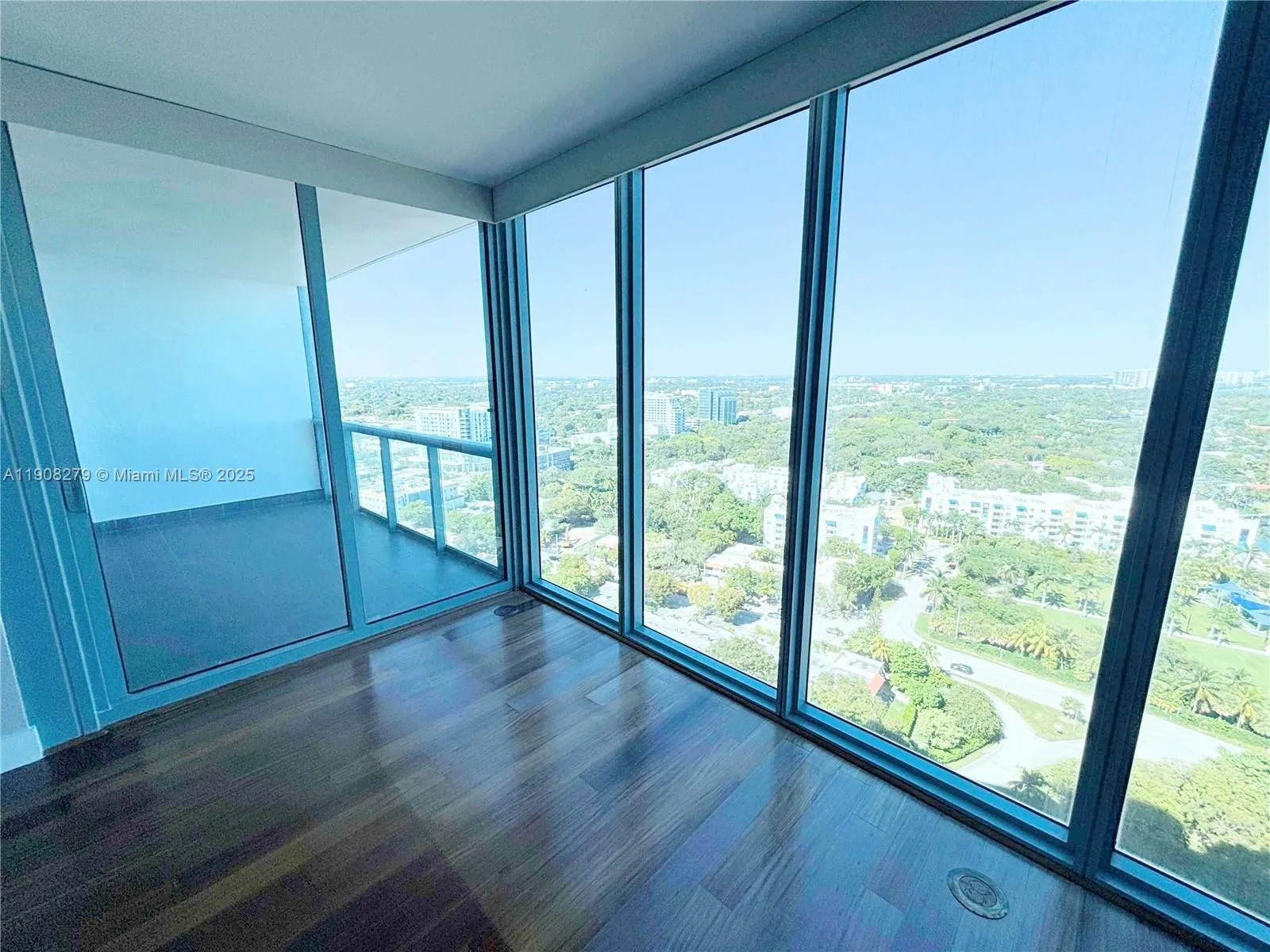 601 NE 36th St # 2306, Miami, FL 33137 photo 3