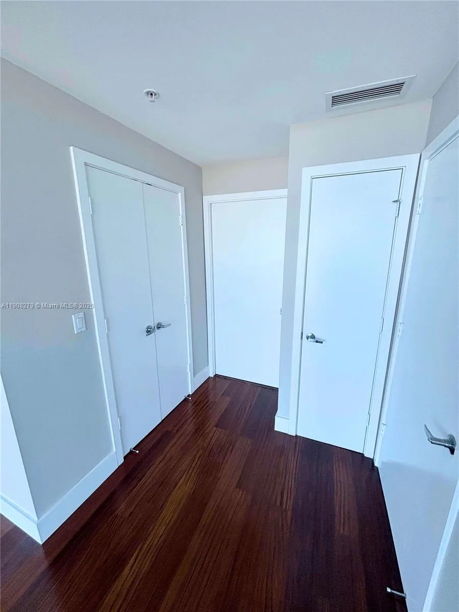 601 NE 36th St # 2306, Miami, FL 33137 photo 8