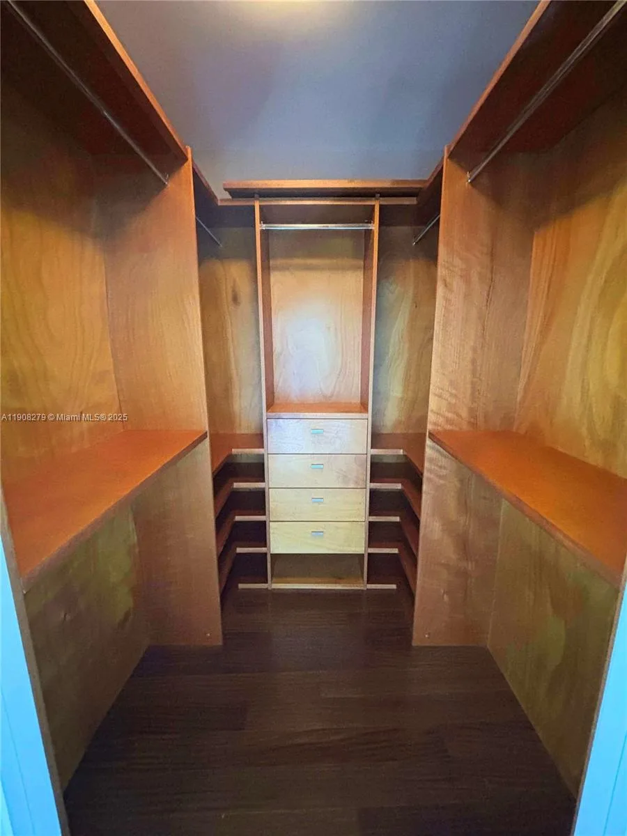 601 NE 36th St # 2306, Miami, FL 33137 photo 9