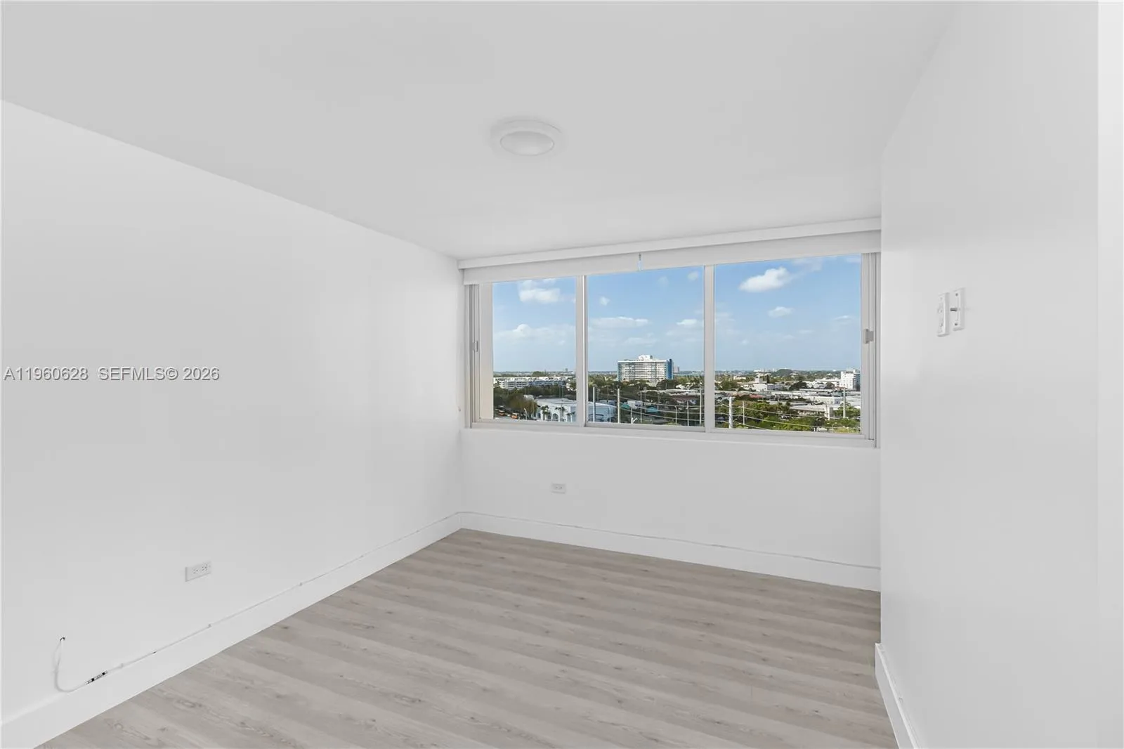 7135 Collins Ave # 1025, Miami Beach, FL 33141 photo 12