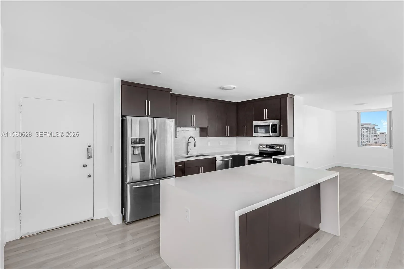 7135 Collins Ave # 1025, Miami Beach, FL 33141 photo 7