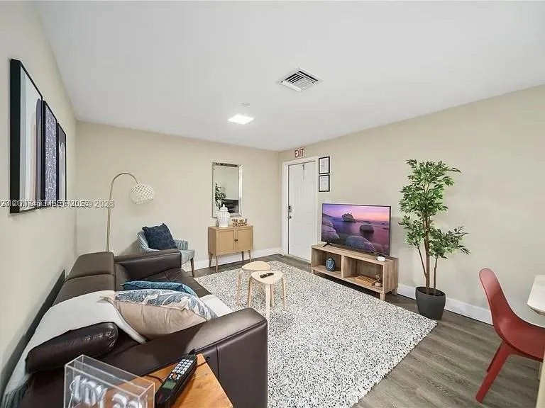 2320 Garfield St, Hollywood, FL 33020 photo 5