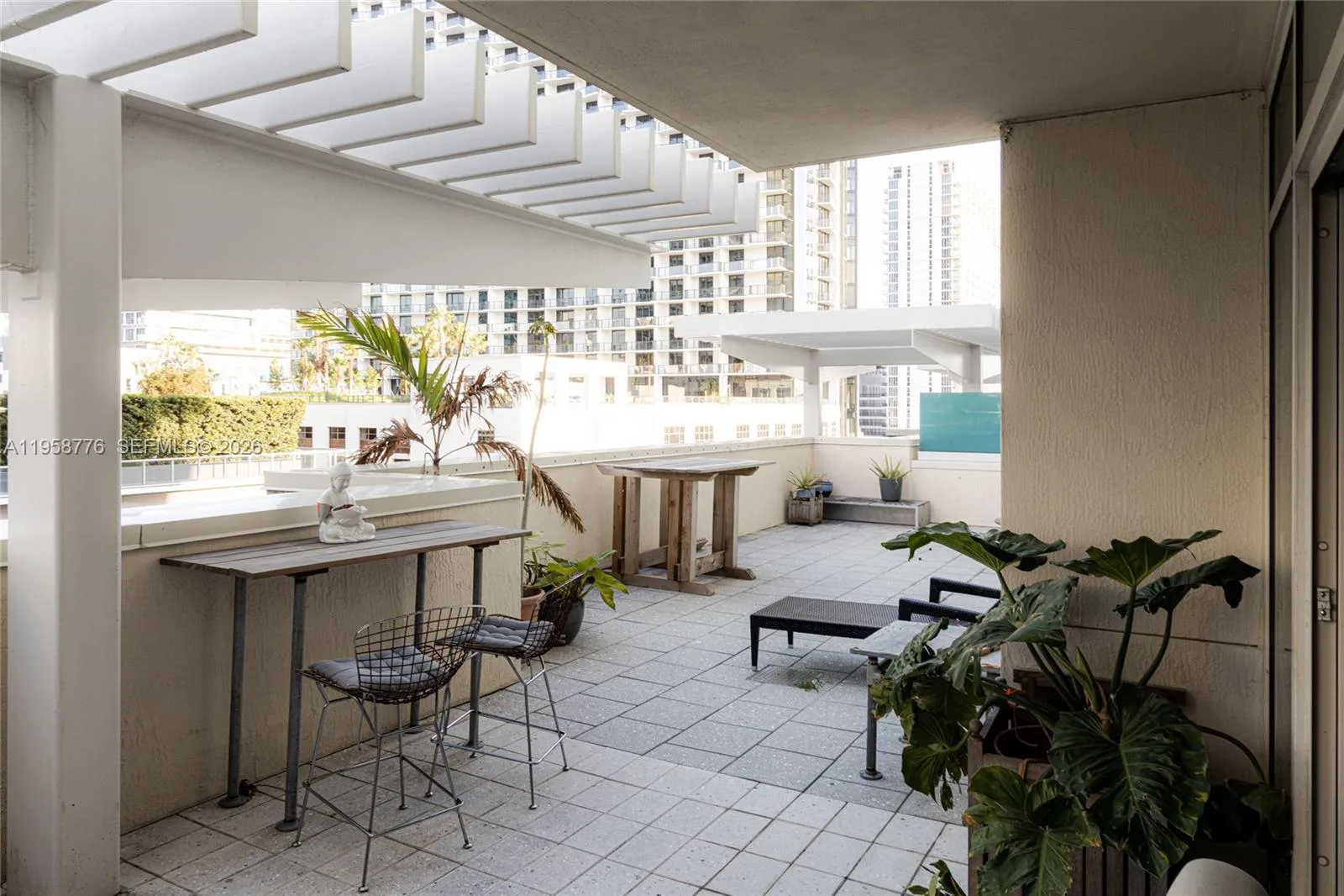 3250 NE 1st Ave # 517, Miami, FL 33137 photo 2
