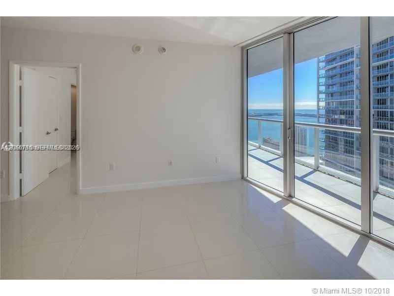 475 Brickell Ave # 2511, Miami, FL 33131 photo 2