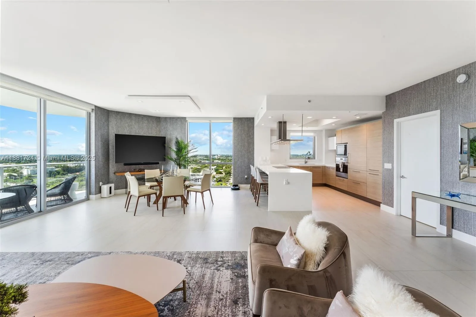 17111 Biscayne Blvd # 2202, North Miami Beach, FL 33160 photo 6