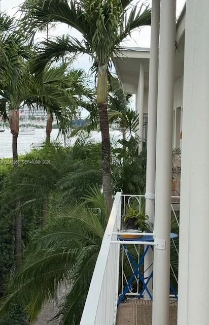 1140 Venetian Way # 2C, Miami Beach, FL 33139 photo 6